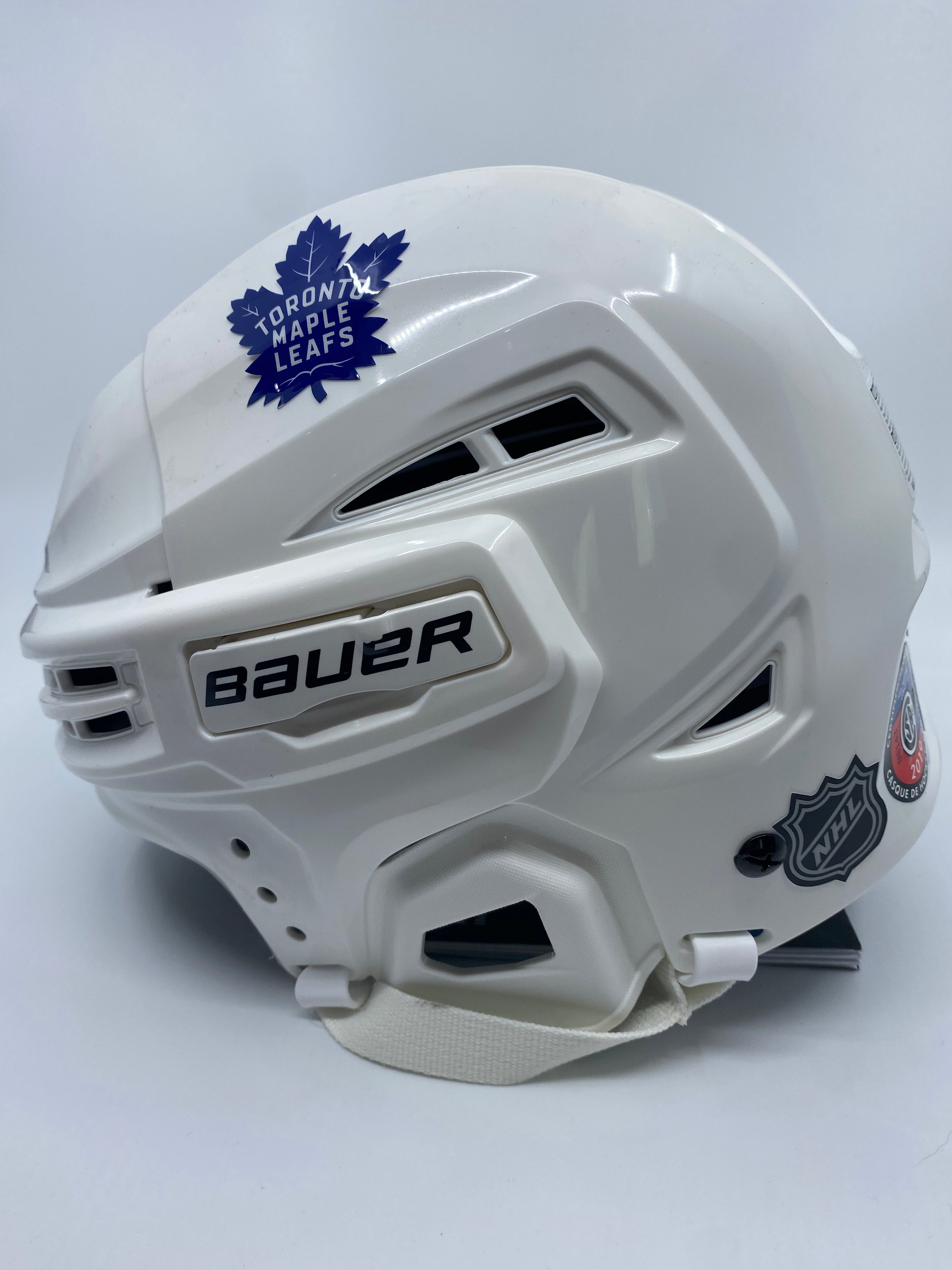 Wayne Simmonds Toronto Maple Leaf Bauer White Helmet Signed