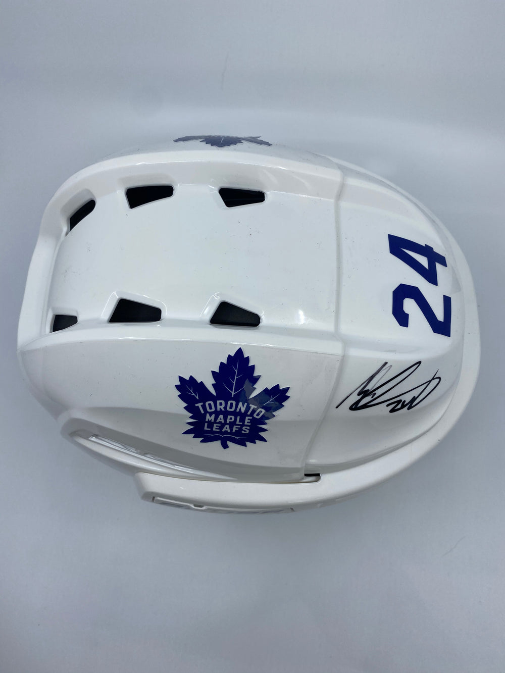Wayne Simmonds Toronto Maple Leaf Bauer White Helmet Signed