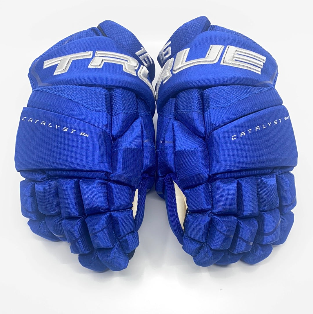 Marner Toronto Maple Leaf Retro Gloves